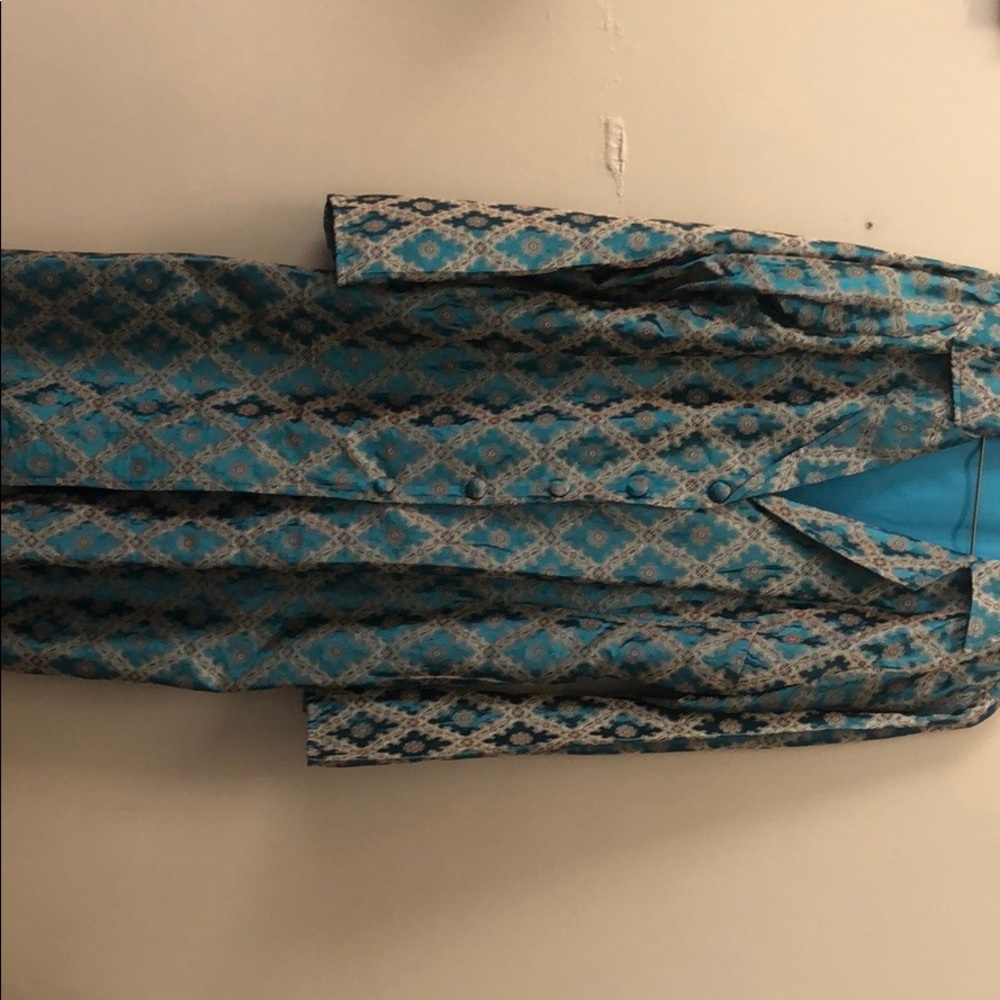 Light long silklike jacket